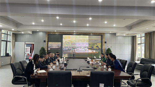 安顺图一:安顺市局座谈.jpg