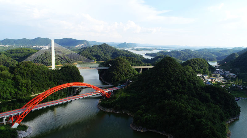 贵阳盛夏以来平均24.7℃ 8月避暑之都欢迎你!4.JPG